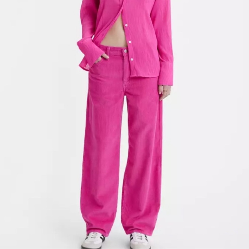 Levi’s Baggy Dad Cords